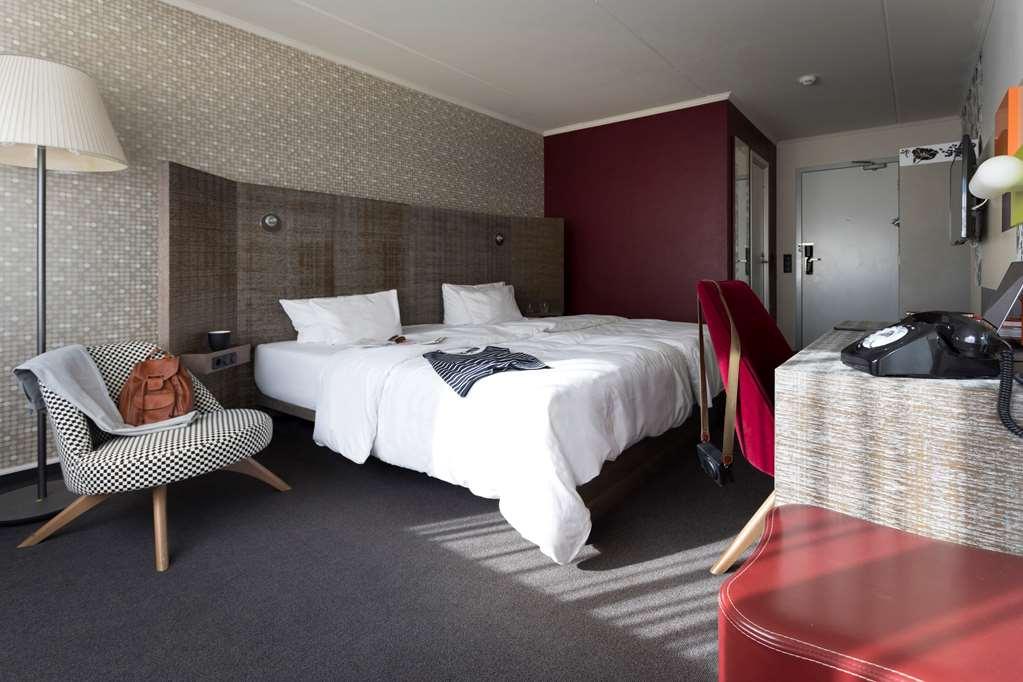 Pentahotel Hotel 4*