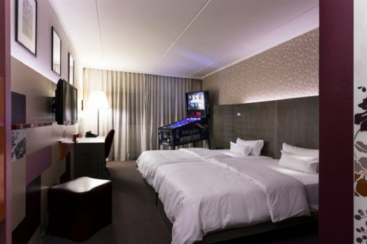 Pentahotel Hotel 4*
